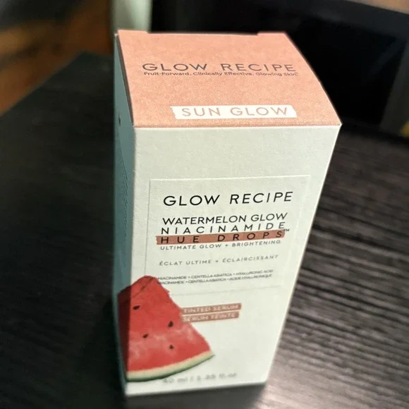 Glow Recipe Watermelon Glow Niacinamide Hue Drops Sun Glow Serum 40ml NIB - Picture 2 of 6